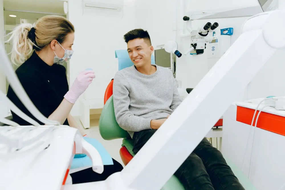 Braces vs Clear Aligners in Orthodontic Treatment